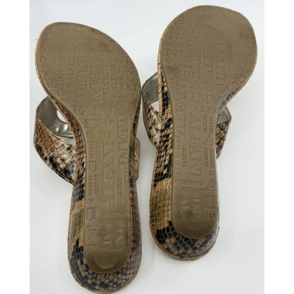 Alfani Women's Franca Tan & Gold Thong Wedge Heel‎ Sandals Shoes Size 8M Box